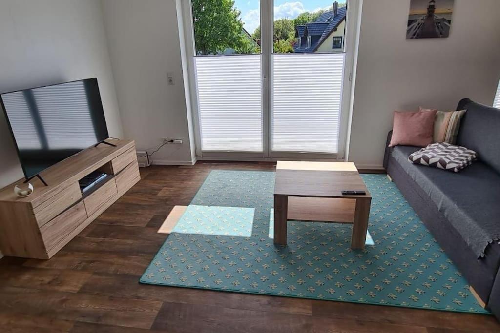 Komfortabele Ferienwohnung In Ruhiger Lage Sassnitz Exterior foto